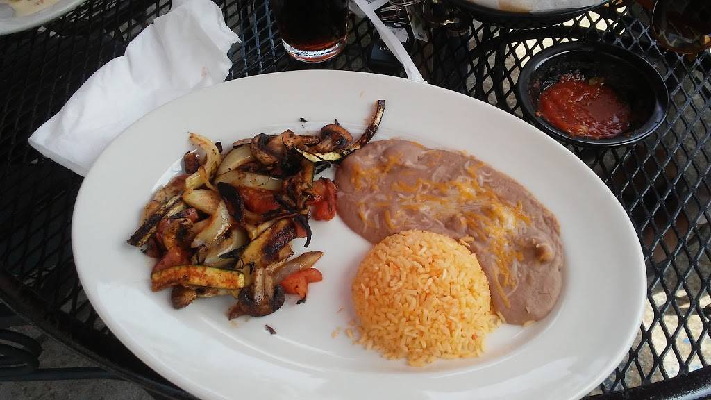 1900 Mexican Grill & Tequila Bar | restaurant | 5110 Park Rd, Charlotte, NC 28209, USA | 7045231554 OR +1 704-523-1554