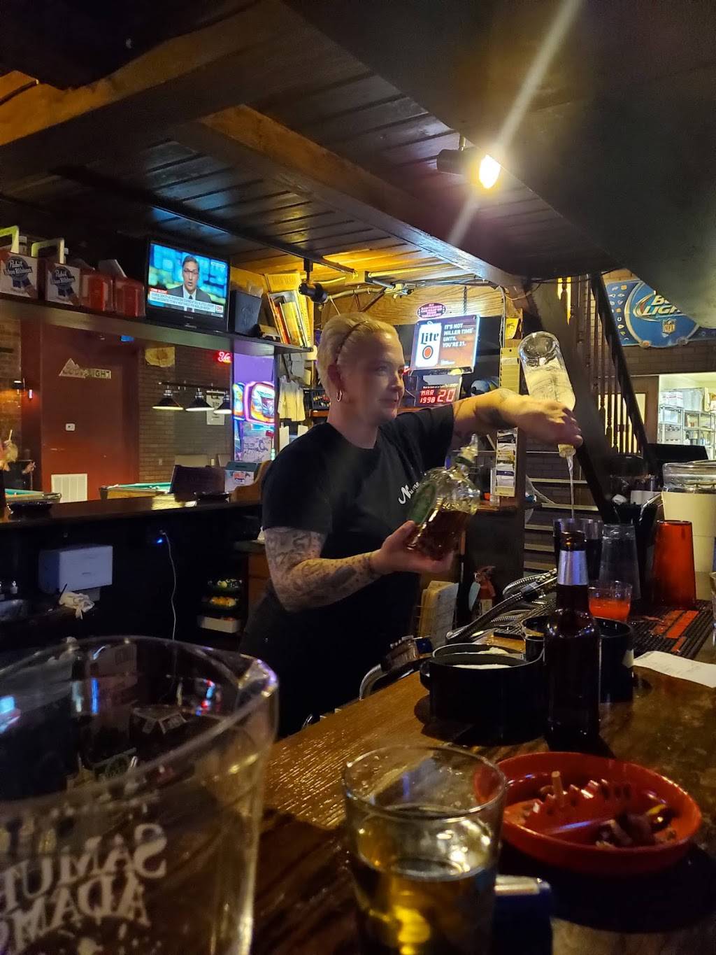 Numans Cafe & Sports Bar | restaurant | 225 E Main St, Johnson City, TN 37604, USA | 4239267665 OR +1 423-926-7665