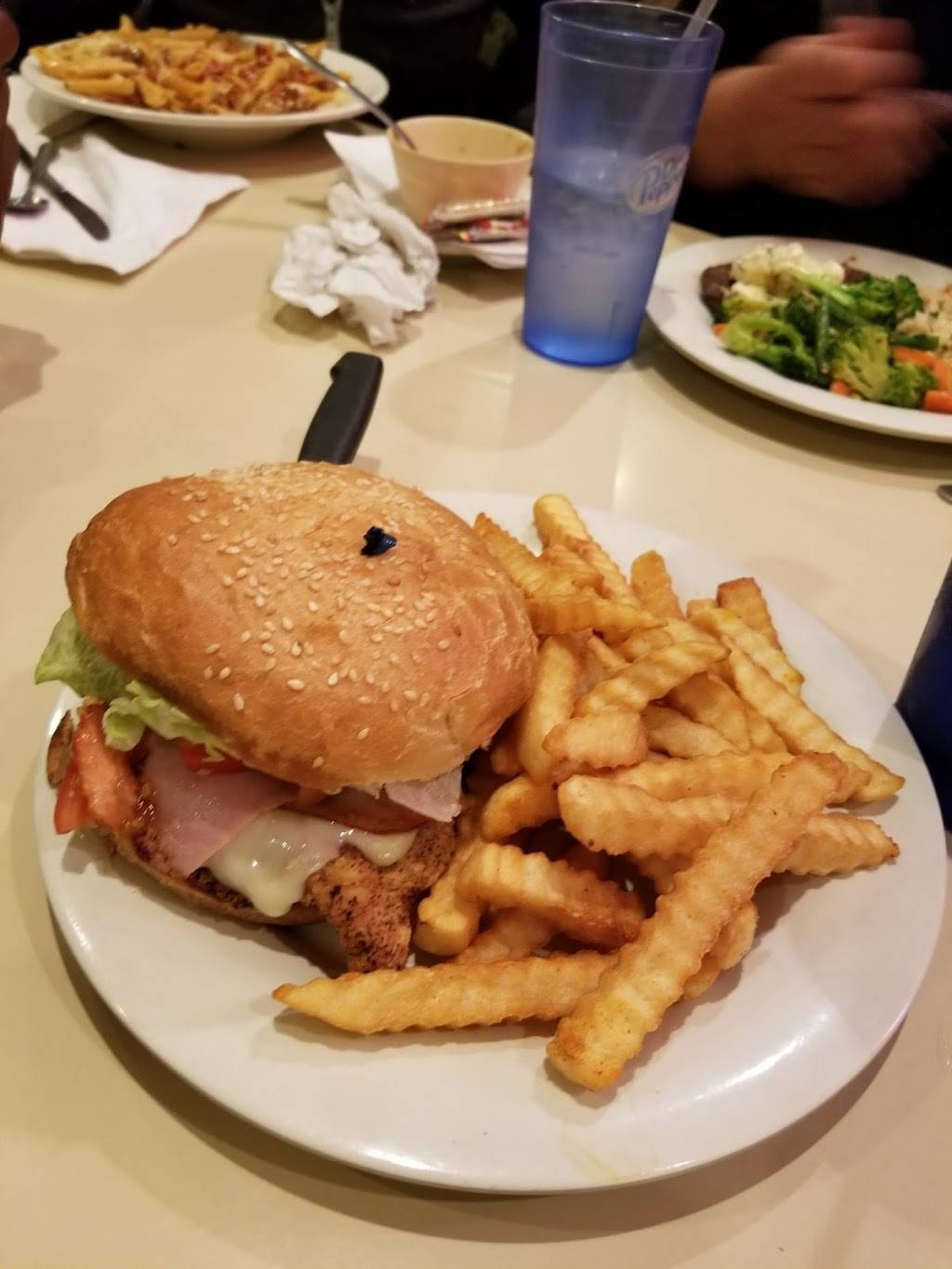 Irenes Cafe | restaurant | 747 E Olive Ave, Fresno, CA 93728, USA | 5592379919 OR +1 559-237-9919