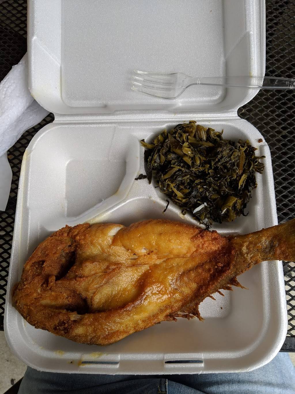 Momma Lous Gullah Cuisine | restaurant | 102 Sea Island Pkwy, Beaufort, SC 29907, USA | 8437709988 OR +1 843-770-9988
