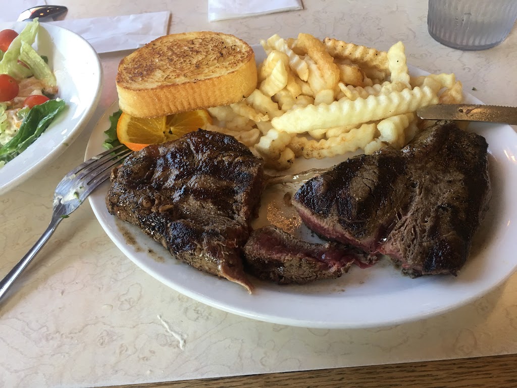 Petro Diner | restaurant | 28991 Gonzaga Rd, Santa Nella, CA 95322, USA | 2098278025 OR +1 209-827-8025