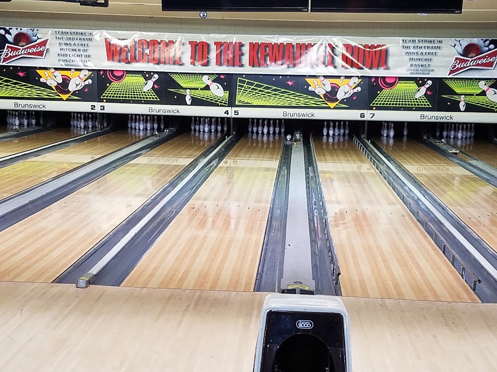 Kewaunee Bowl | restaurant | 216 Ellis St, Kewaunee, WI 54216, USA | 9203883511 OR +1 920-388-3511