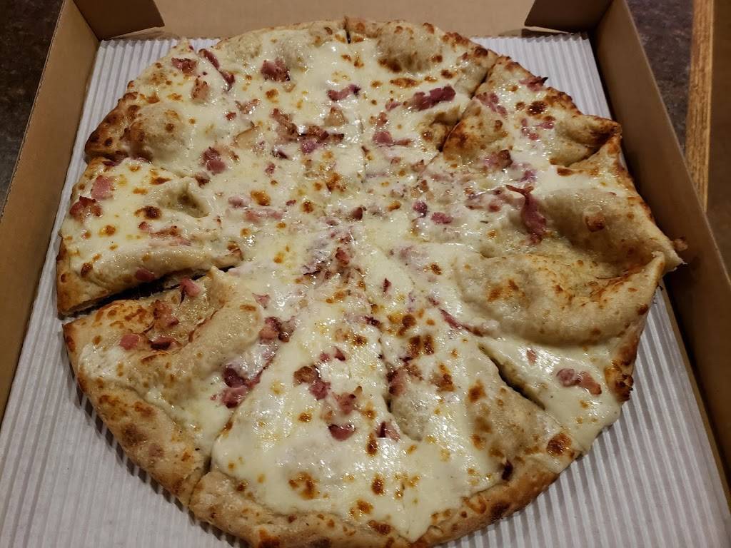 Pizza Factory | restaurant | 12275 Apple Valley Rd, Apple Valley, CA 92308, USA | 7602477477 OR +1 760-247-7477