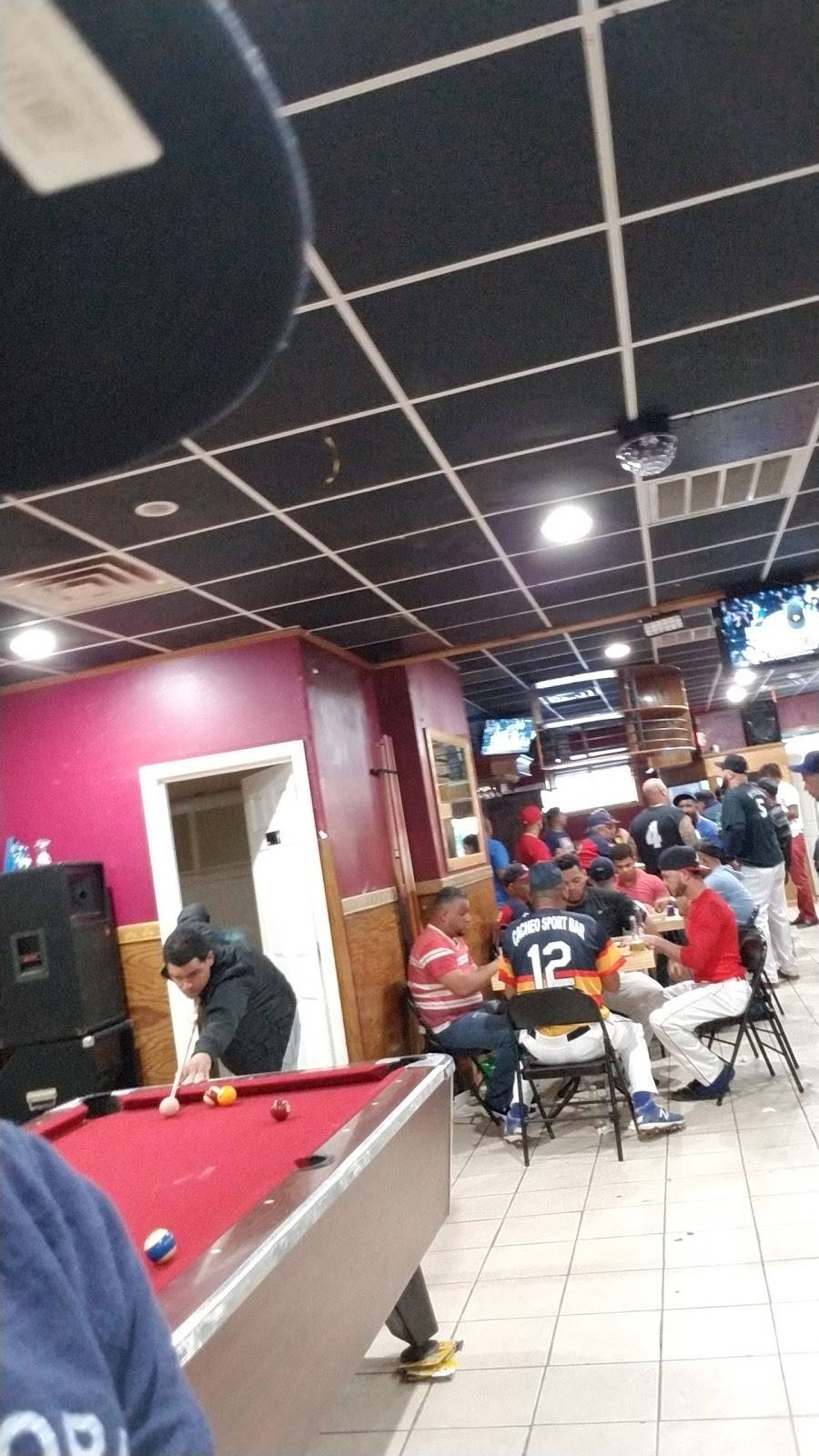 Casanova Lounge Inc | restaurant | 983 State St, Perth Amboy, NJ 08861, USA | 7324429494 OR +1 732-442-9494