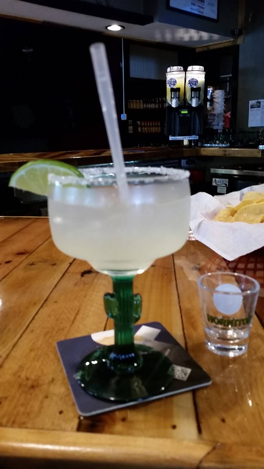 Shooters / Diamond Daves | restaurant | 518 W Jackson St, Macomb, IL 61455, USA | 3094210539 OR +1 309-421-0539