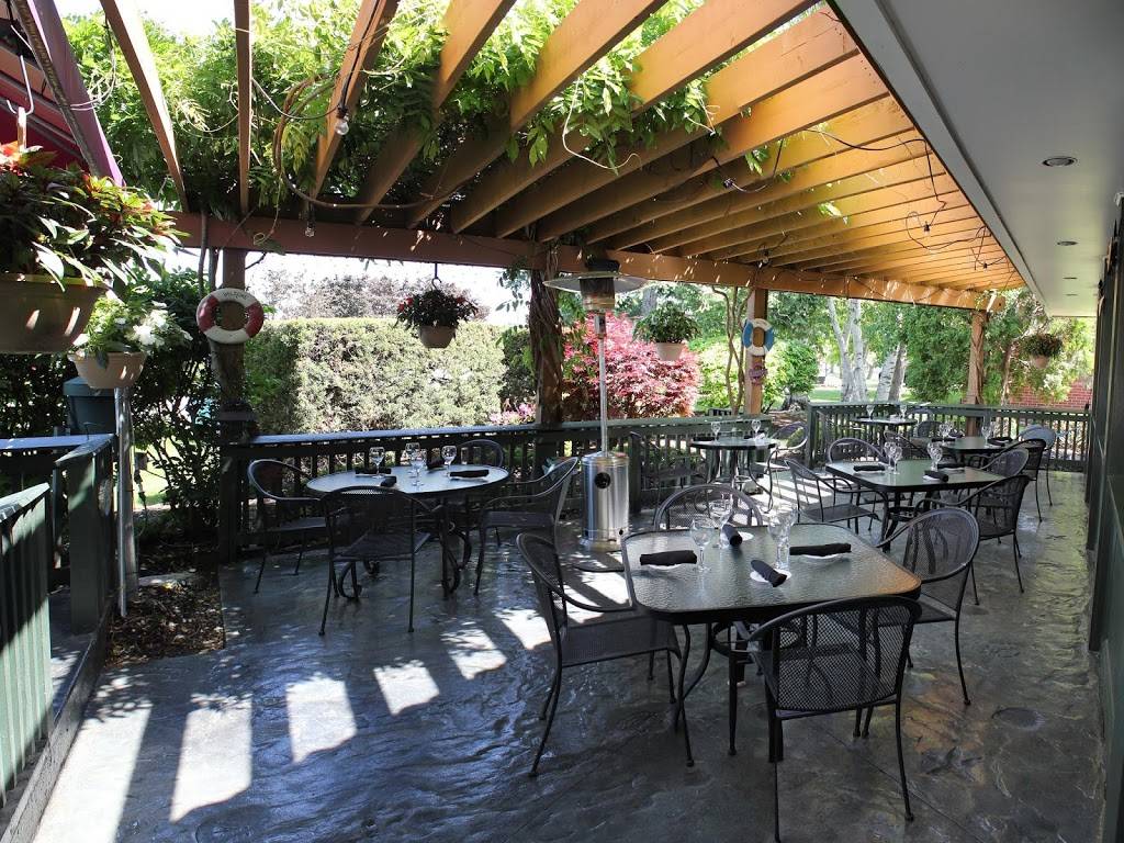 Reel Seafood Company | restaurant | 195 Wolf Rd, Albany, NY 12205, USA | 5184582068 OR +1 518-458-2068