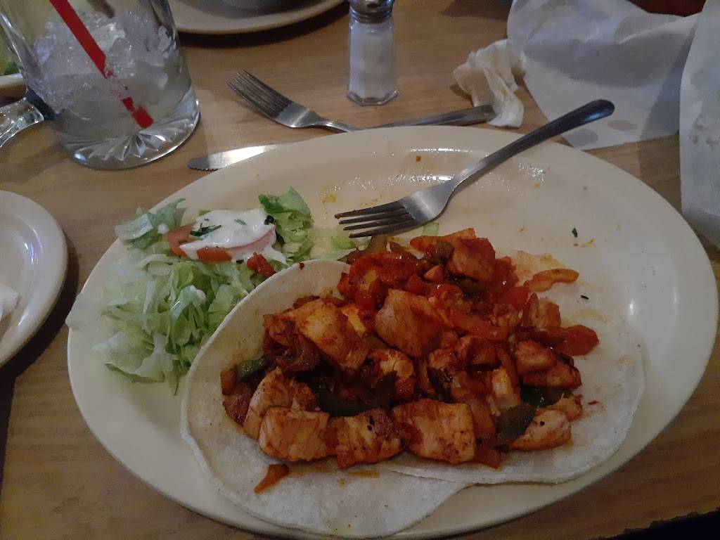 Playa Azul | restaurant | 1840 Lee Trevino Dr # 101, El Paso, TX 79936, USA | 9155906518 OR +1 915-590-6518