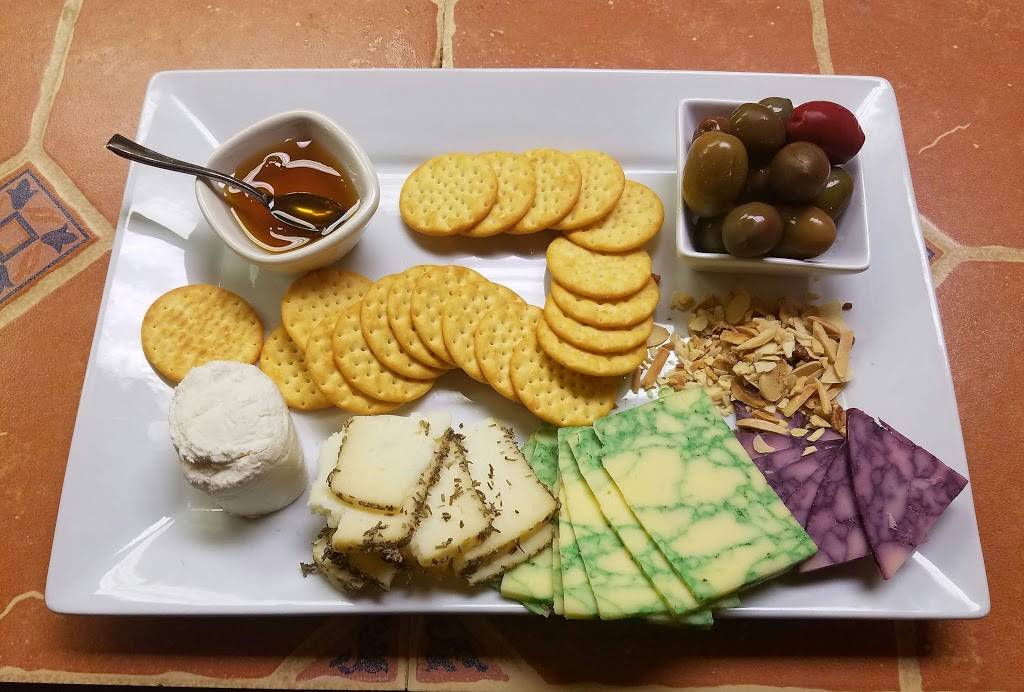 Cork | restaurant | 1918 1st Ave, Anoka, MN 55303, USA | 7634332675 OR +1 763-433-2675