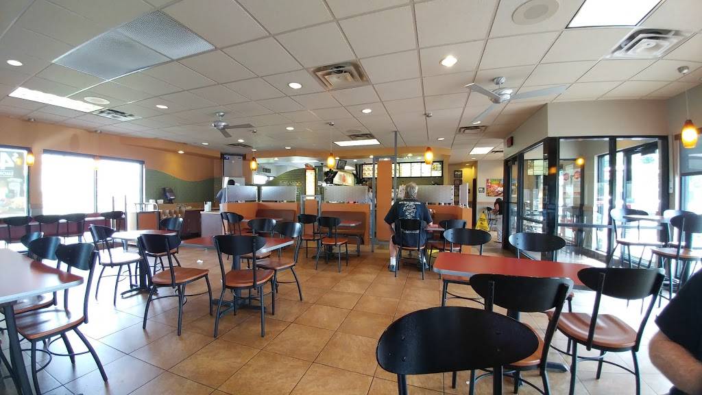 Jack in the Box | restaurant | 808 N, MO-7, Blue Springs, MO 64014, USA | 8162203180 OR +1 816-220-3180