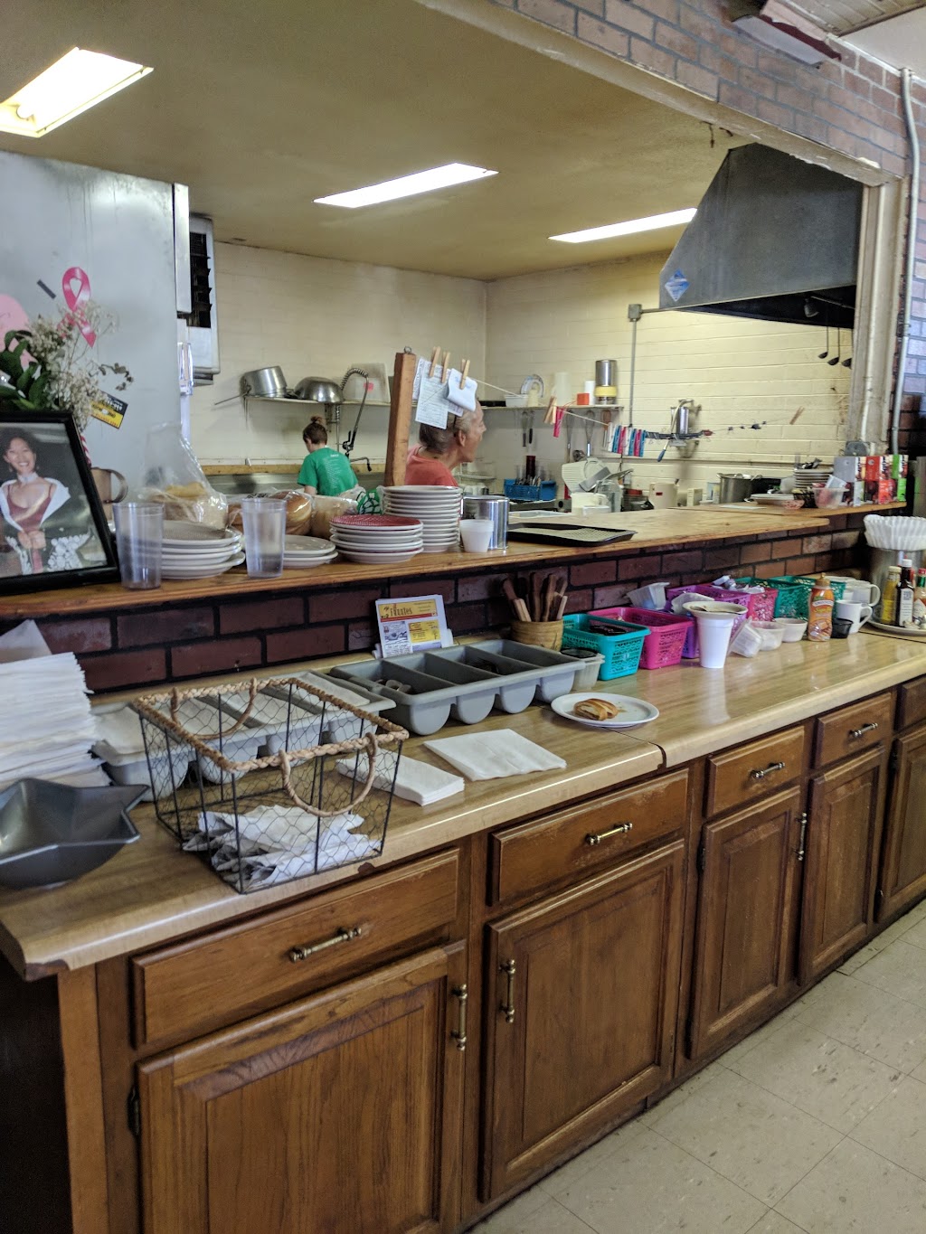 Sunny Ds Delight | cafe | 424 N Huachuca Blvd, Huachuca City, AZ 85616, USA | 5204561334 OR +1 520-456-1334