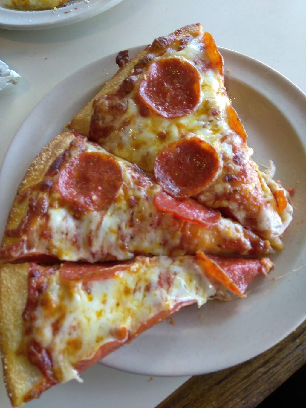 Godfathers Pizza | restaurant | 6716 Madison Ave, Fair Oaks, CA 95628, USA | 9169651318 OR +1 916-965-1318