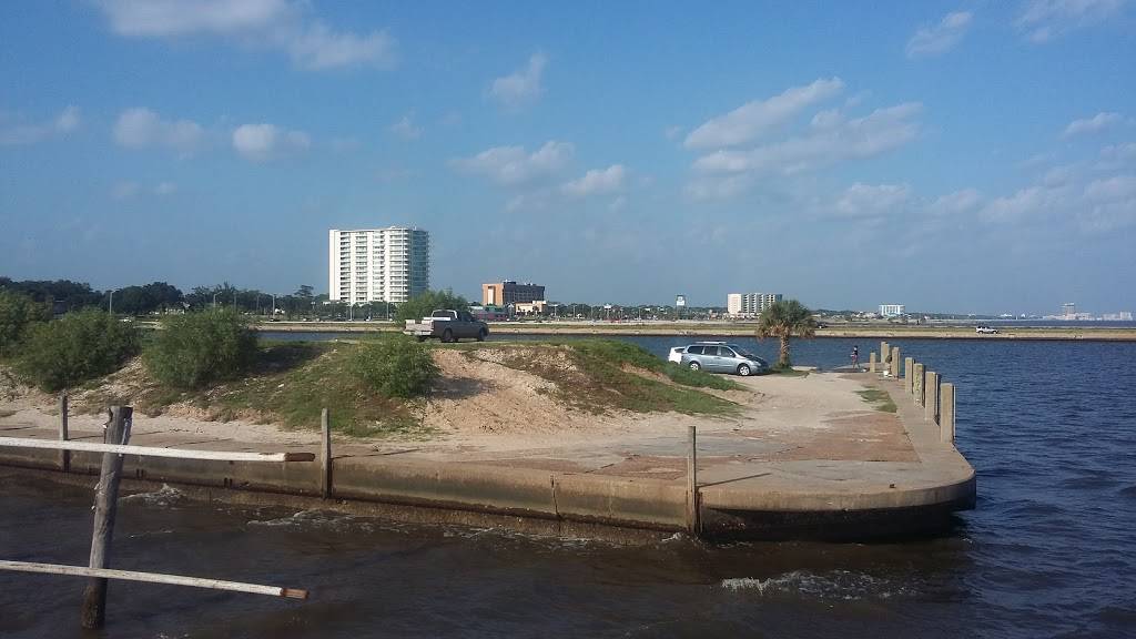 CQ | restaurant | 1980 Beach Blvd, Biloxi, MS 39531, USA | 2283856022 OR +1 228-385-6022