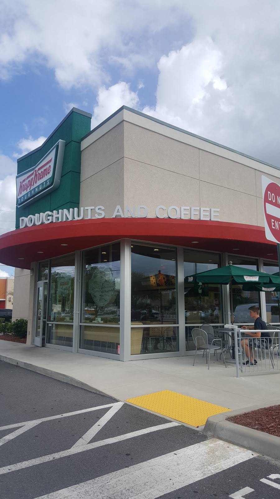 Krispy Kreme | bakery | 6250 103rd St, Jacksonville, FL 32210, USA | 9047789282 OR +1 904-778-9282
