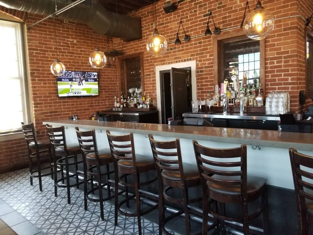 Food Works | restaurant | 205 Manufacturers Rd, Chattanooga, TN 37405, USA | 4237527487 OR +1 423-752-7487