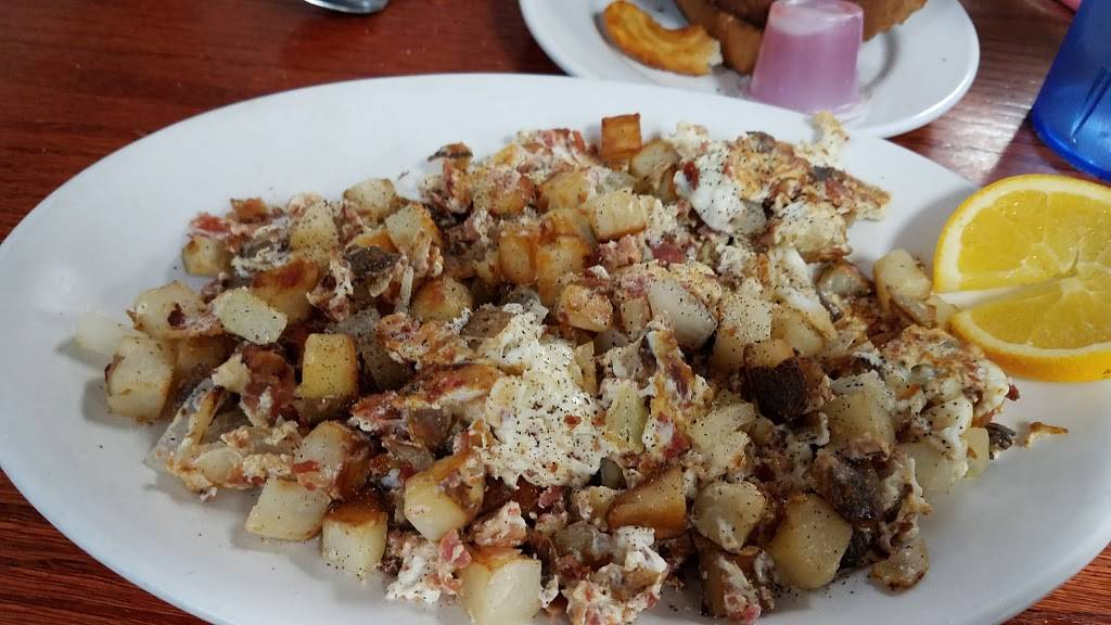 Linwood Corners Cafe | restaurant | 44 N Huron Rd, Linwood, MI 48634, USA | 9896975141 OR +1 989-697-5141