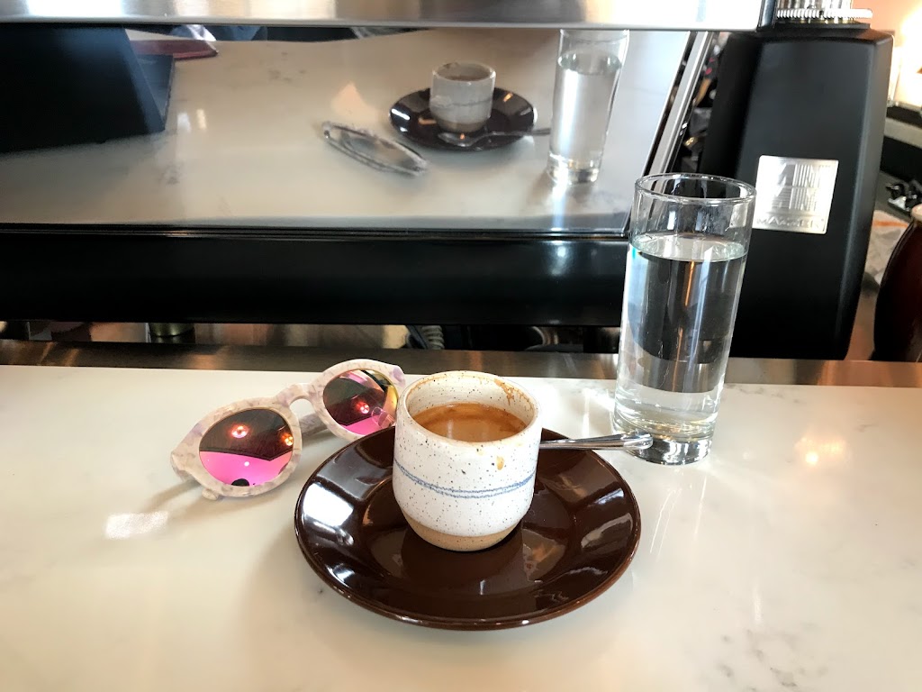 Uncle Wolfies Breakfast Tavern | restaurant | 234 E Vine St, Milwaukee, WI 53212, USA | 4147633021 OR +1 414-763-3021