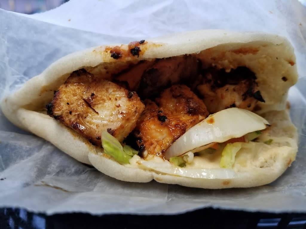 Pita Palace | restaurant | 413 Graham Ave, Brooklyn, NY 11211, USA | 7183830550 OR +1 718-383-0550