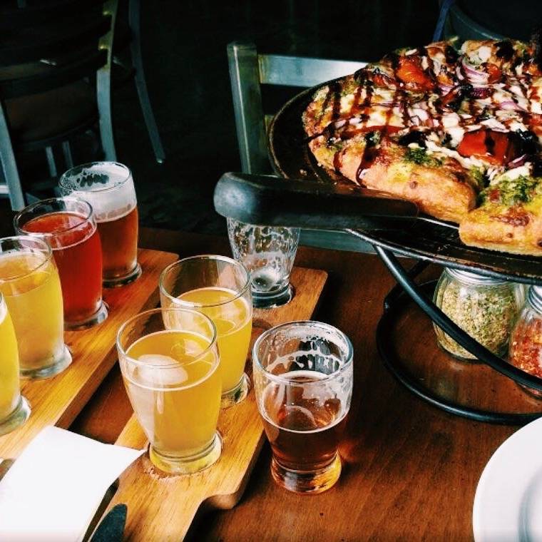 Beerhead Bar & Eatery | restaurant | 8003 Crile Rd, Painesville, OH 44077, USA | 4405795430 OR +1 440-579-5430