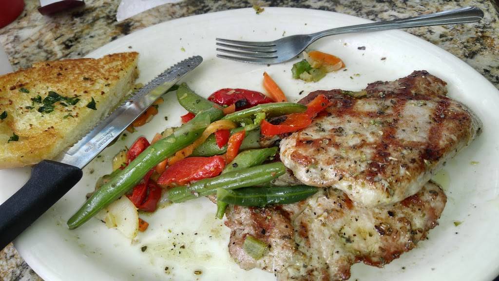 Charcoal Flame | restaurant | 6800 Dempster Street, Morton Grove, IL 60053, USA | 8479661200 OR +1 847-966-1200