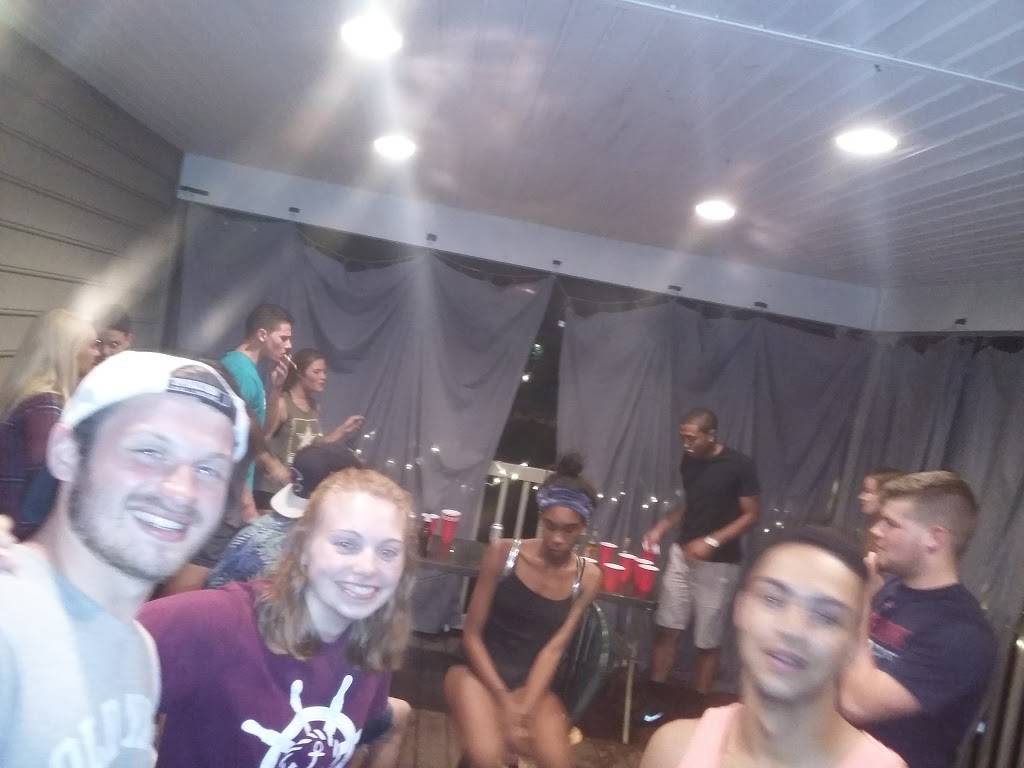 Big Richards | restaurant | 39 Richard Ave, Shippensburg, PA 17257, Shippensburg, PA 17257, USA | 7173003737 OR +1 717-300-3737