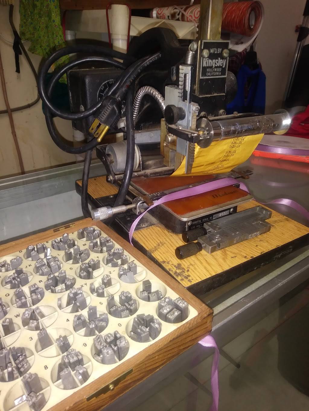 Pizza Party | restaurant | 690 W 4th St, San Bernardino, CA 92410, USA | 9093800310 OR +1 909-380-0310