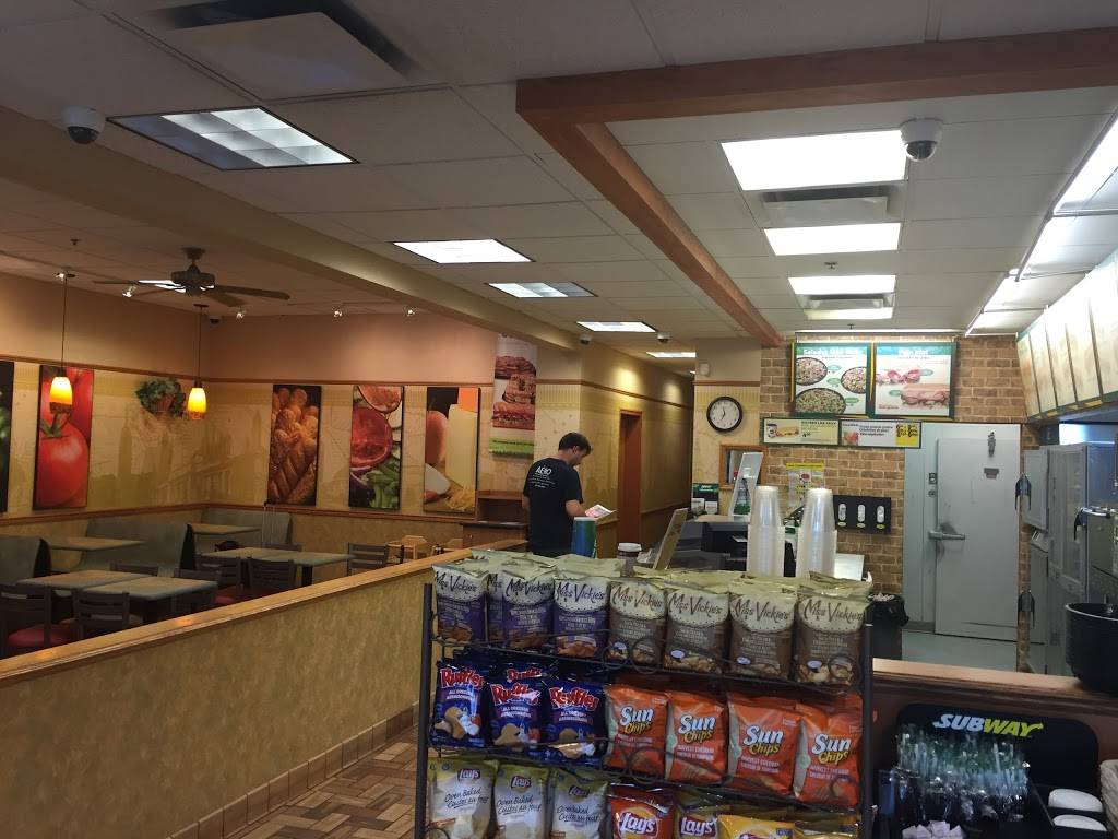Subway | restaurant | 2163 Boulevard des Laurentides, Laval, QC H7M 4M2, Canada | 4504906400 OR +1 450-490-6400