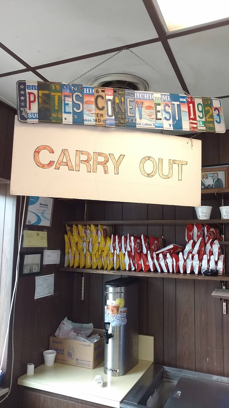 Petes Coney Island | restaurant | 839 W Huron St, Pontiac, MI 48341, USA | 2483345050 OR +1 248-334-5050