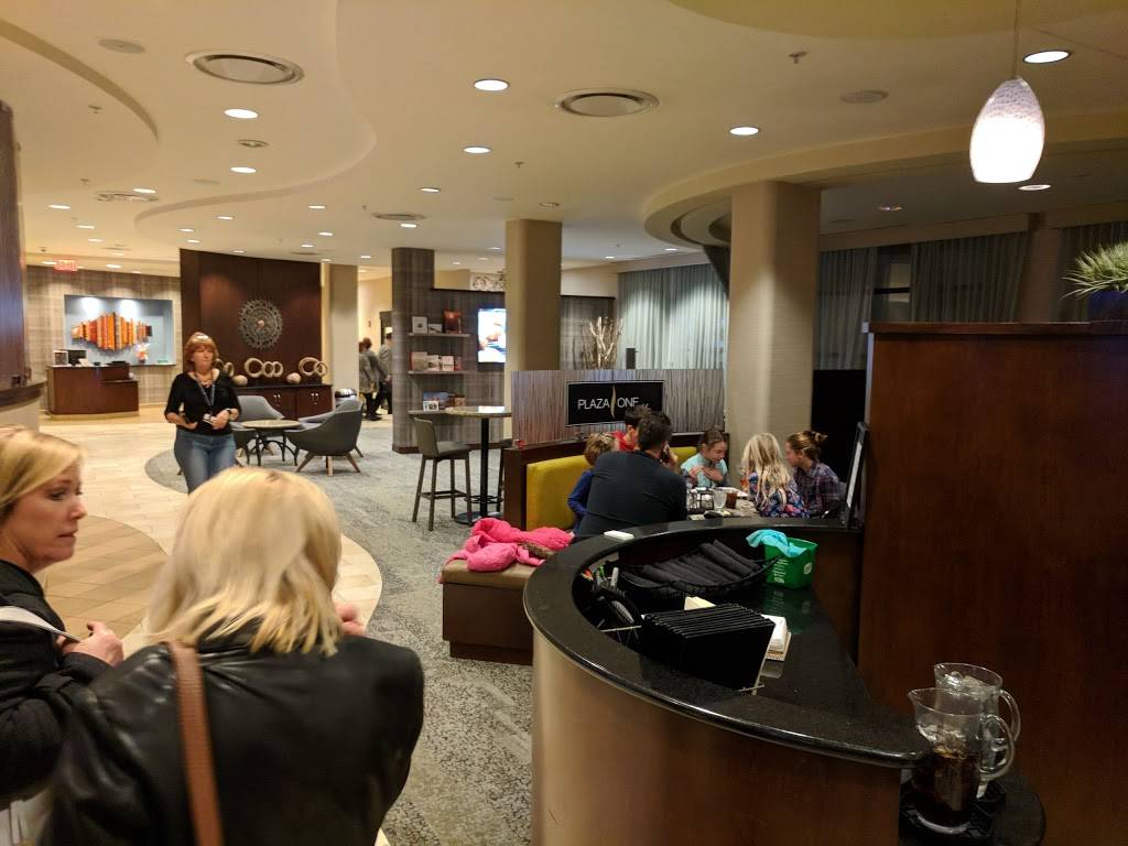 Plaza One Grille | restaurant | 1 Riverfront Plaza, Hamilton, OH 45011, USA | 5138966200 OR +1 513-896-6200