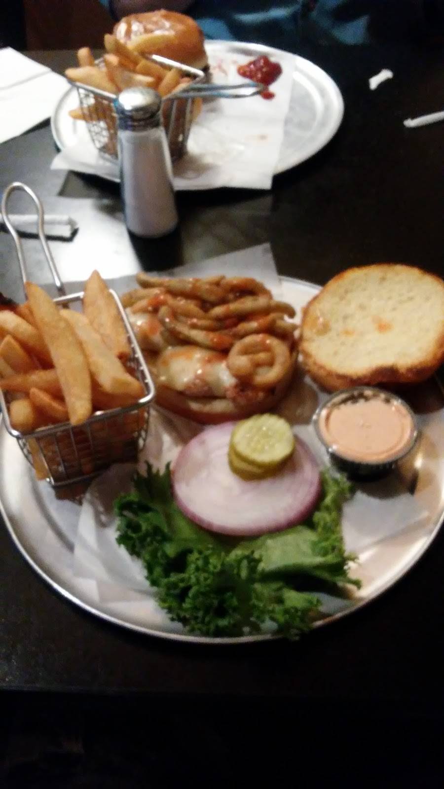 Burgers & Beer | restaurant | 756 W Jeffery St, Kankakee, IL 60901, USA | 8155237144 OR +1 815-523-7144
