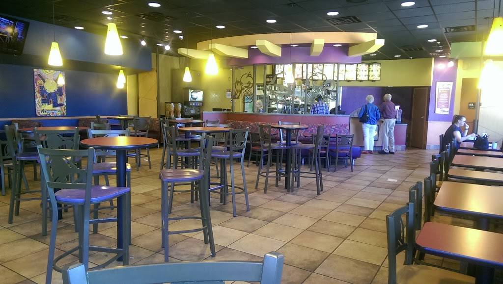 Taco Bell | meal takeaway | 2055 W, M.L.K. Jr Blvd, Fayetteville, AR 72701, USA | 4795212538 OR +1 479-521-2538