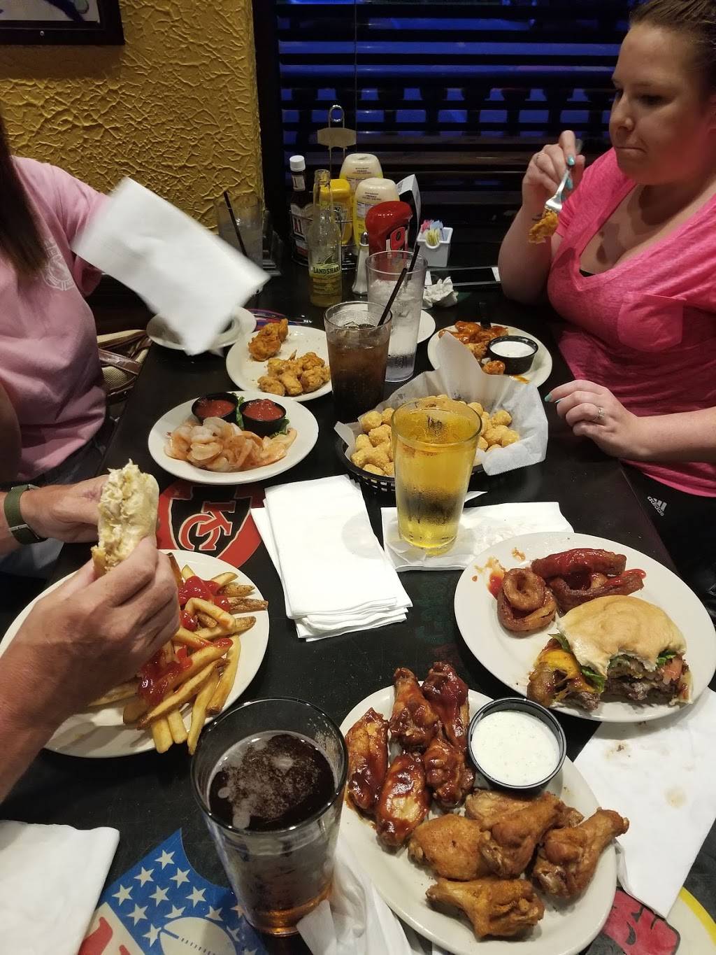 AJ Gators Sports Bar & Grill | restaurant | 1993 Sandbridge Rd, Virginia Beach, VA 23456, USA | 7576898777 OR +1 757-689-8777