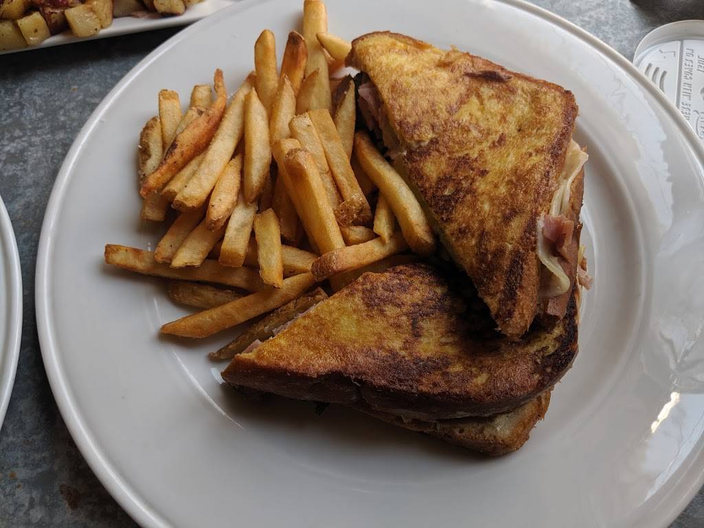 Chophouse by Chesterfield | restaurant | 102 Lafayette St, Utica, NY 13502, USA | 3153160926 OR +1 315-316-0926