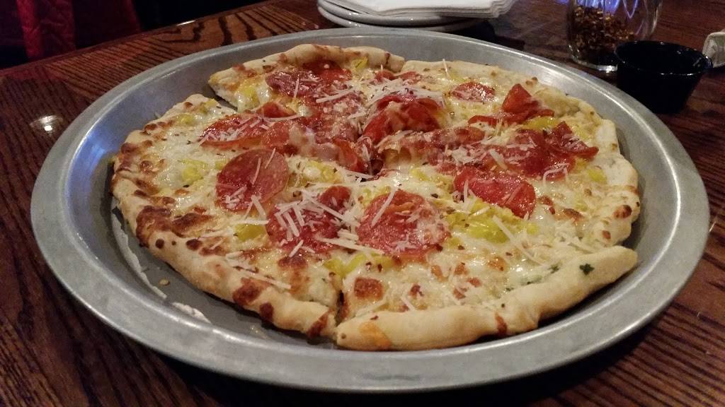 Hooley House Sports Pub & Grille | restaurant | 7861 Reynolds Rd, Mentor, OH 44060, USA | 4409426611 OR +1 440-942-6611