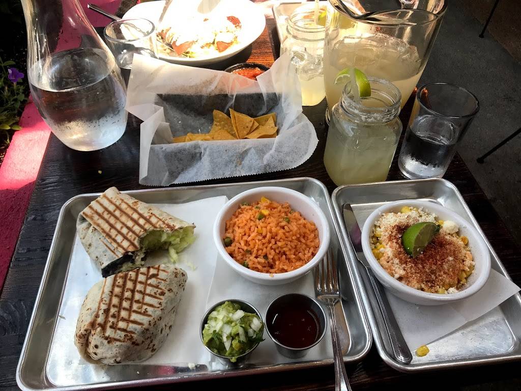 Mexican Republic Kitchen & Cantina | restaurant | 7404 Madison St, Forest Park, IL 60130, USA | 7086890850 OR +1 708-689-0850