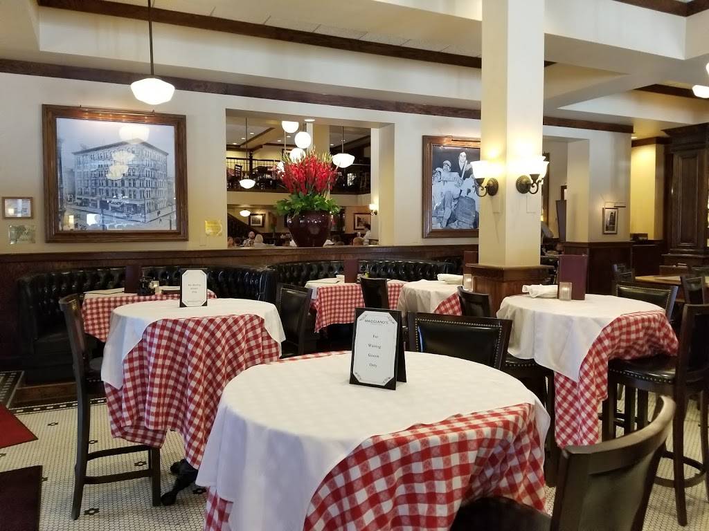 Maggianos Little Italy | restaurant | 8030 Renaissance Pkwy Suite 890, Durham, NC 27713, USA | 9195720070 OR +1 919-572-0070