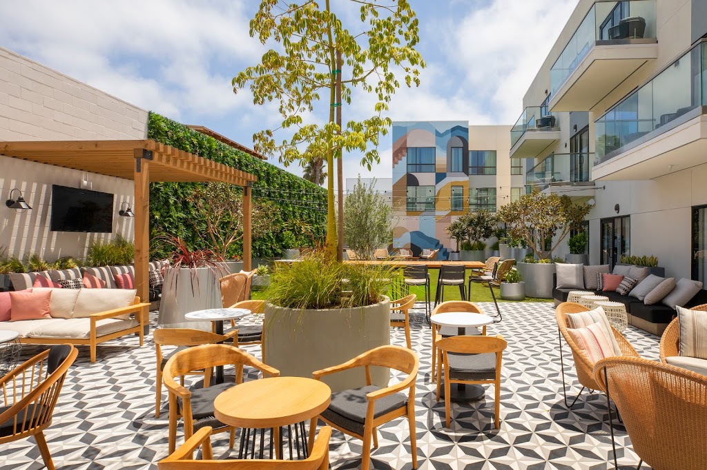 Westerly Public House | restaurant | 1451 Rosecrans St, San Diego, CA 92106, USA | 6193741045 OR +1 619-374-1045