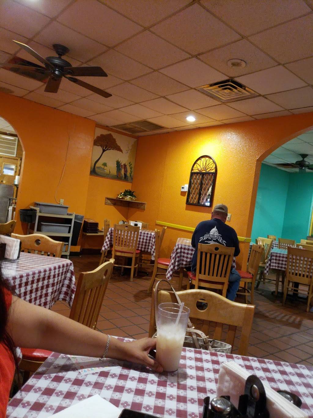 Mr Taco | restaurant | 831 S Colorado St, Lockhart, TX 78644, USA | 5123982704 OR +1 512-398-2704