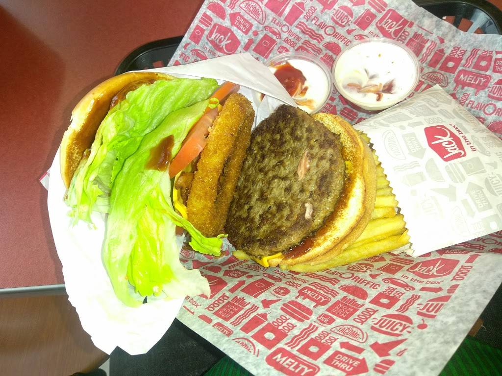 Jack in the Box | restaurant | 2086 Service Rd, Thermal, CA 92274, USA | 7603941989 OR +1 760-394-1989