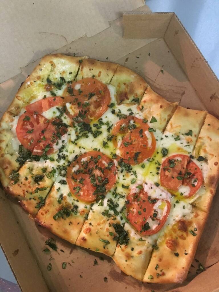 Beach Bums Grill & Bar | restaurant | 4021 Island Dr, North Topsail Beach, NC 28460, USA | 9103281044 OR +1 910-328-1044