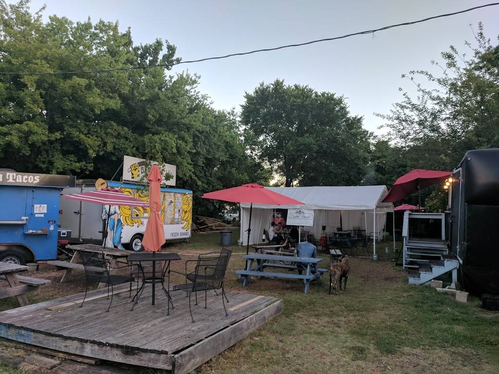 Bananarchy | restaurant | 2420 Guadalupe St, Austin, TX 78705, USA | 5125229316 OR +1 512-522-9316