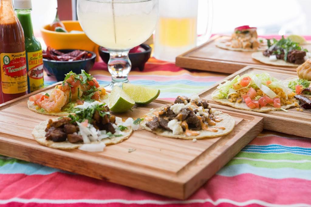 Los Arcos Mexican Grill Woodridge | restaurant | 7451 Woodward Ave #105, Woodridge, IL 60517, USA | 6304349877 OR +1 630-434-9877