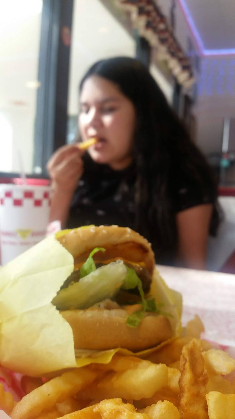 Triangle Drive-In | restaurant | 1330 E Tulare Ave, Tulare, CA 93274, USA | 5595710779 OR +1 559-571-0779