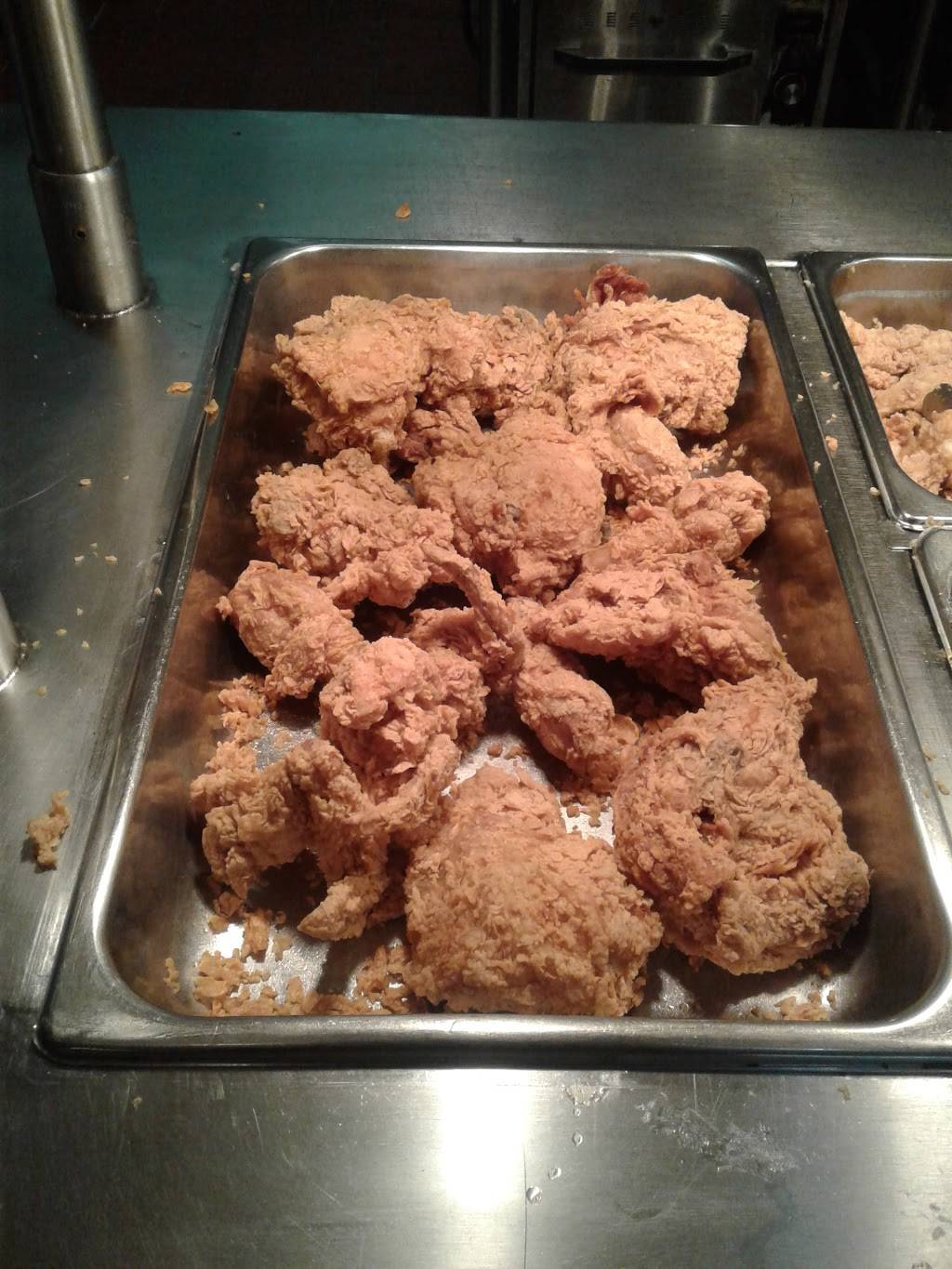 Hartz Chicken Buffet | restaurant | 10314 US-59, Wharton, TX 77488, USA | 9792828800 OR +1 979-282-8800