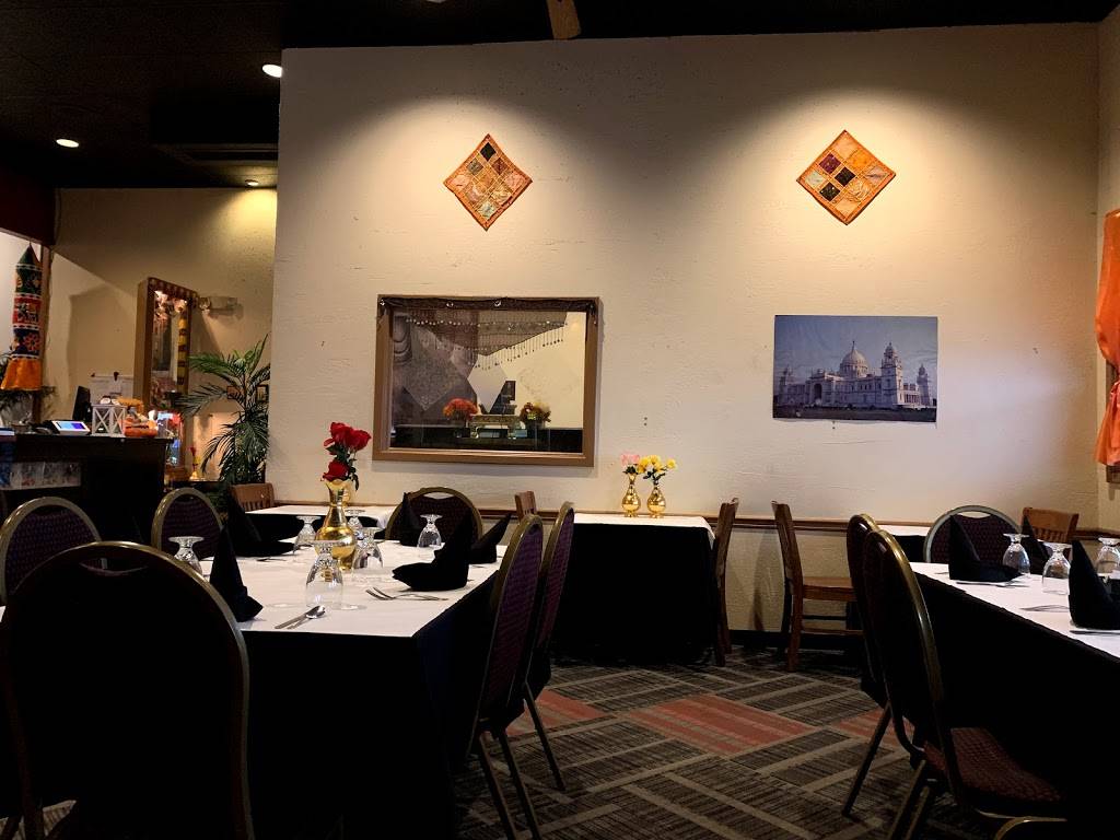 Himalayas - Aroma of India | restaurant | 709 N Moore Ave, Moore, OK 73160, USA | 4057013900 OR +1 405-701-3900