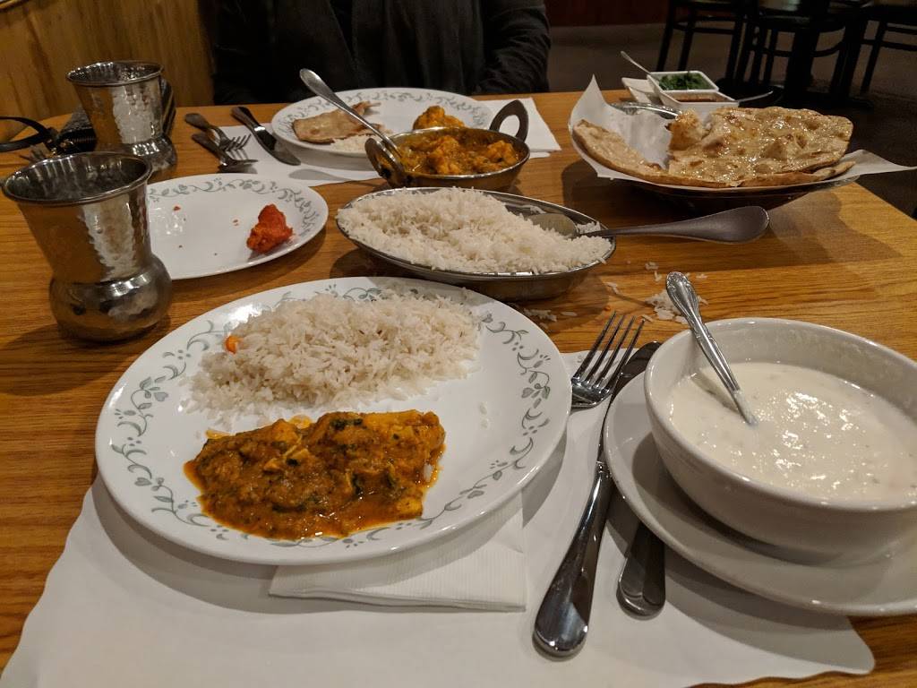 Flavors Indian restaurant | restaurant | 35 Lafayette Ave, Canandaigua, NY 14424, USA | 5854126342 OR +1 585-412-6342