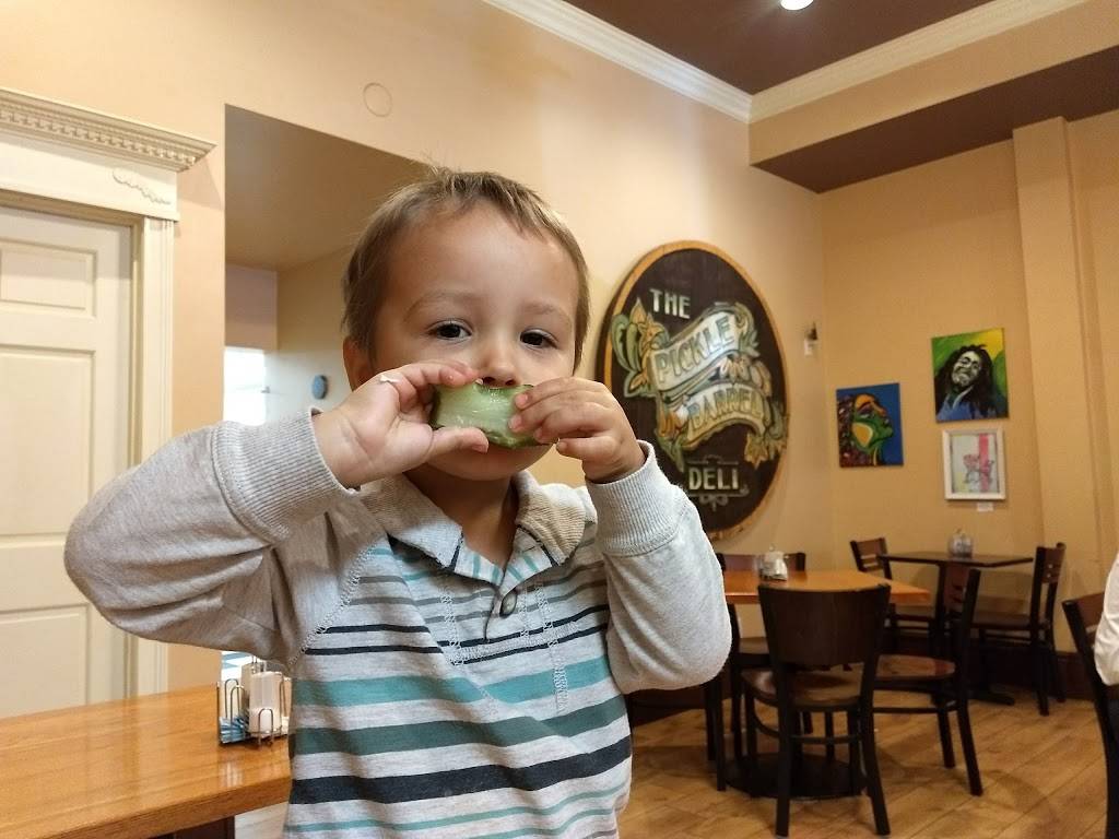 The Pickle Barrel Deli | restaurant | 1221 S W Ave, Jackson, MI 49201, USA | 5179622559 OR +1 517-962-2559
