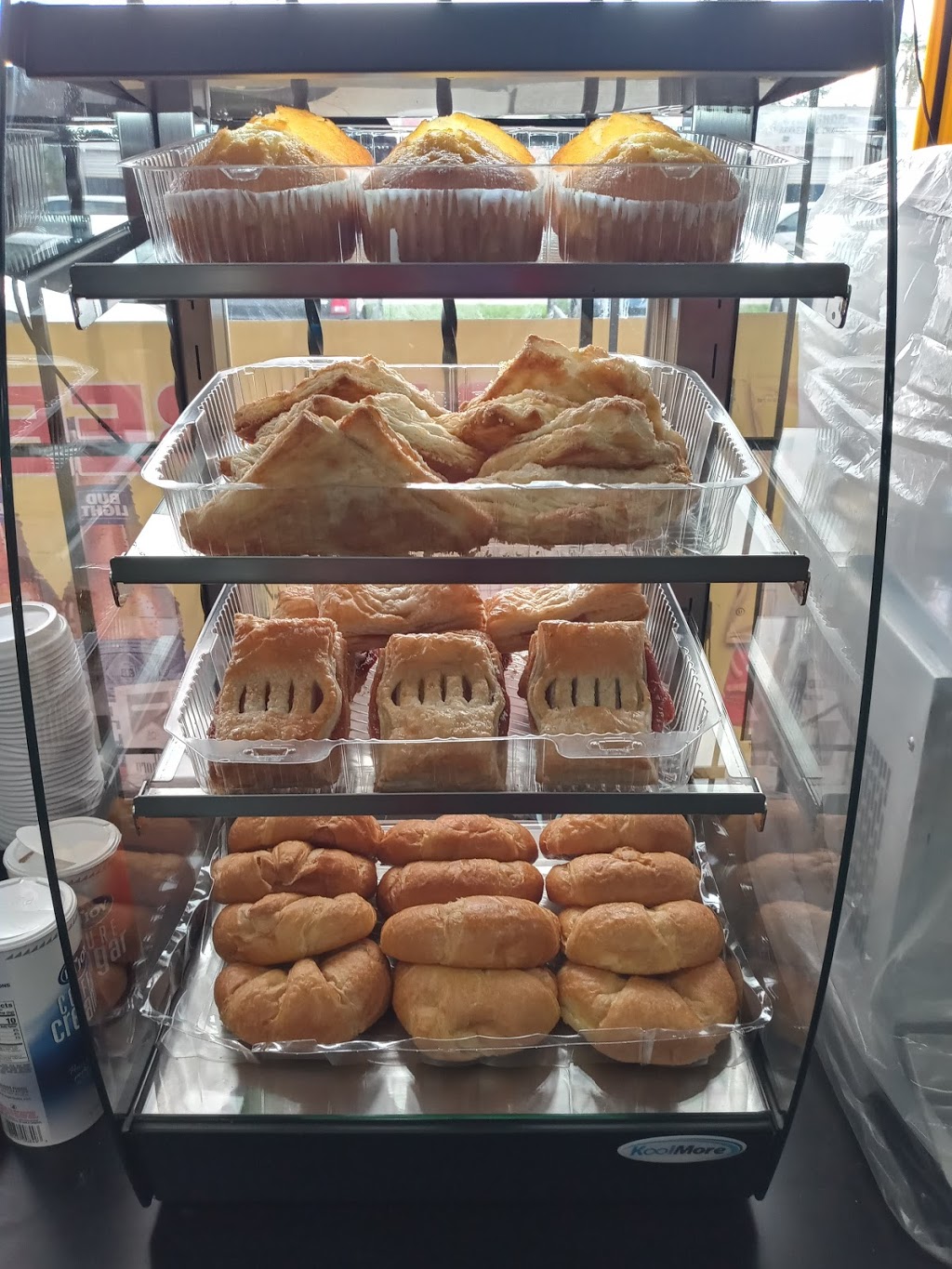 135 One stop | meal takeaway | 4147 NW 135th St, Opa-locka, FL 33054, USA | 7867708513 OR +1 786-770-8513