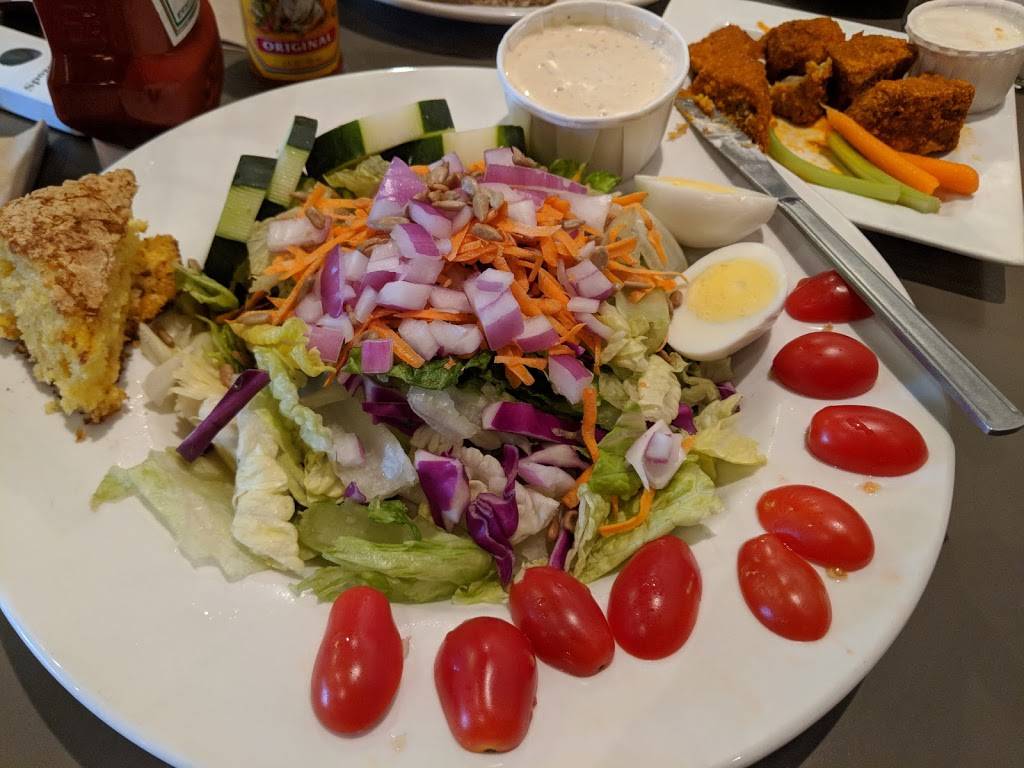 Double Wide Grill | restaurant | 2339 E Carson St, Pittsburgh, PA 15203, USA | 4123901111 OR +1 412-390-1111