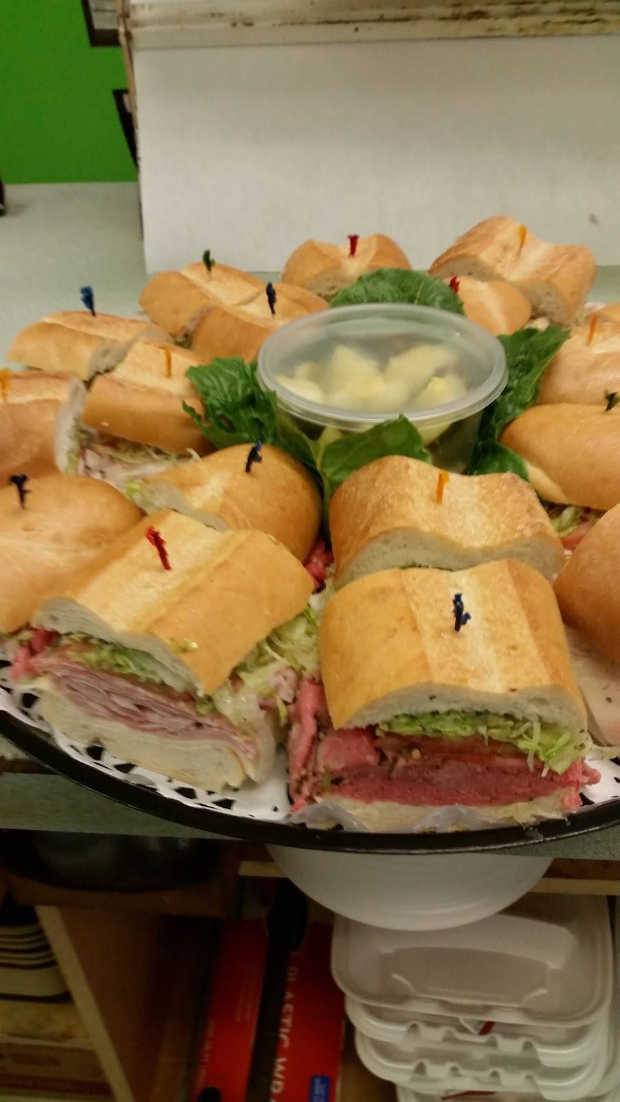 Monmouth Clubhouse Deli | restaurant | 825 W Park Ave, Ocean Township, NJ 07712, USA | 7324938002 OR +1 732-493-8002