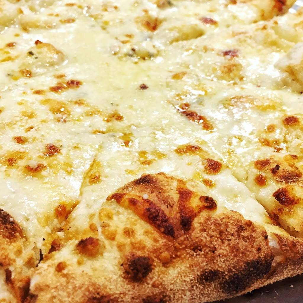 Night Train Pizza | restaurant | 600 9th Ave S Suite 100, Nashville, TN 37203, USA | 6155400138 OR +1 615-540-0138